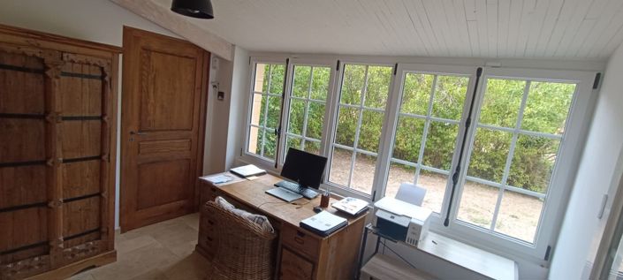 Image No.6-4 Bed Property for sale