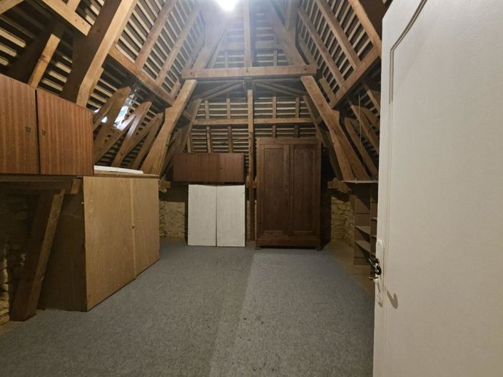 Image No.14-6 Bed Property for sale