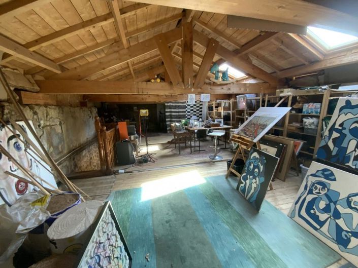 Image No.5-7 Bed Property for sale