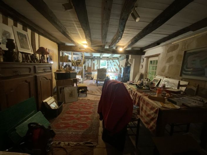 Image No.7-7 Bed Property for sale