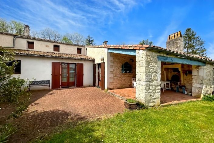 Image No.9-6 Bed House for sale