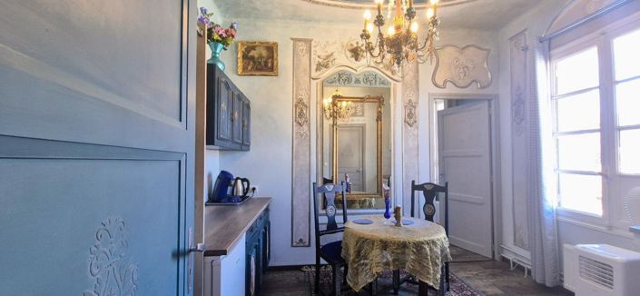 Image No.19-4 Bed Property for sale