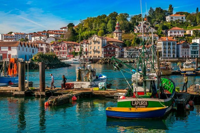 Image No.3-5 Bed Property for sale