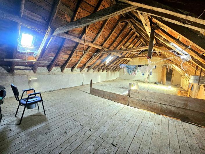 Image No.15-6 Bed Property for sale