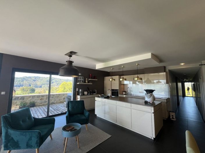 Image No.3-Maison de 3 chambres à vendre à Altillac