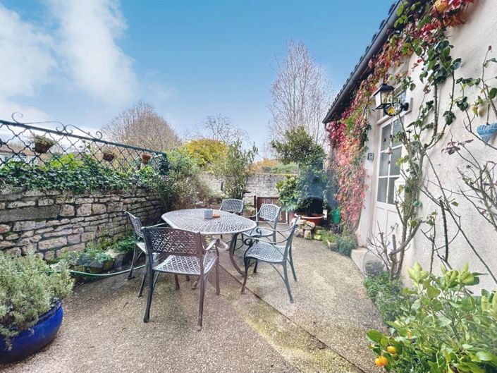 Image No.12-Maison de 2 chambres à vendre à Nanteuil-en-Vallée