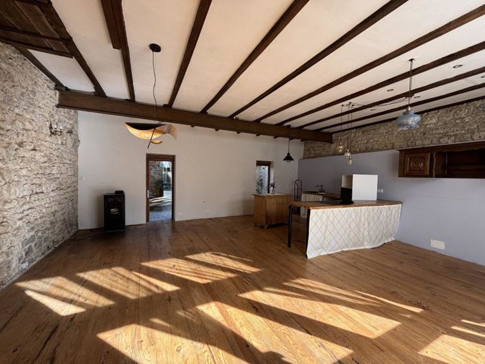 Image No.4-Maison de 2 chambres à vendre à Nanteuil-en-Vallée