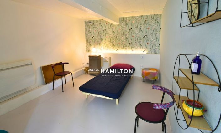 Image No.8-2 Bed House for sale