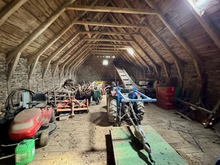 Image No.13-3 Bed Property for sale