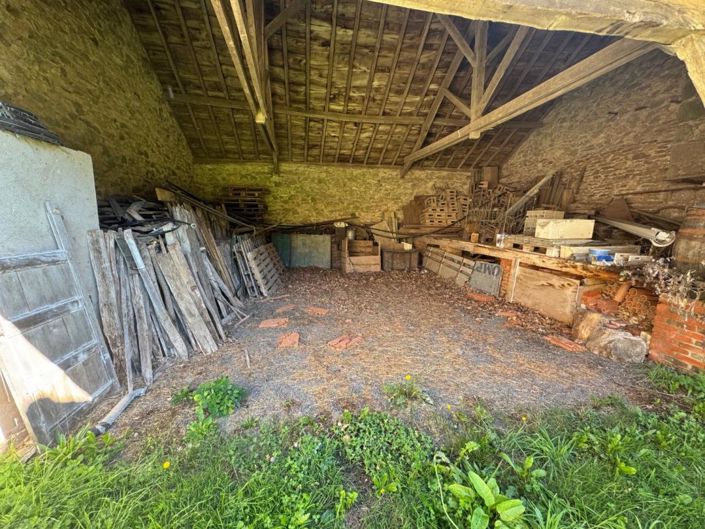 Image No.18-3 Bed Property for sale