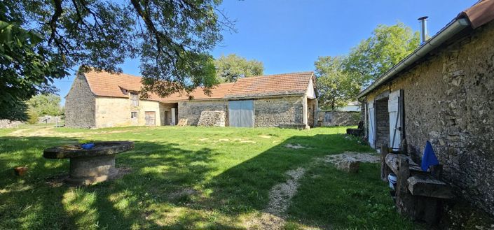 Image No.6-3 Bed Property for sale