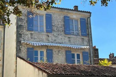 1 - Saint-Jean-d'Angély, House