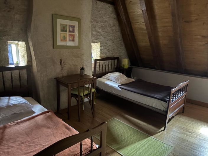 Image No.18-3 Bed Property for sale