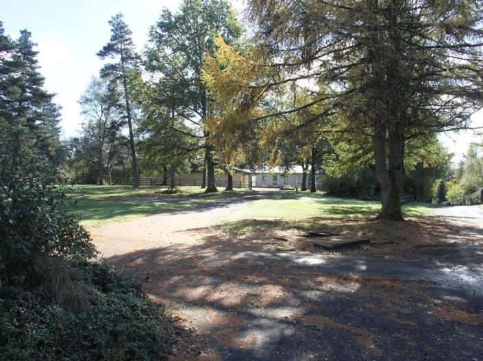 Image No.11-Propriété de 31 chambres à vendre à Égletons