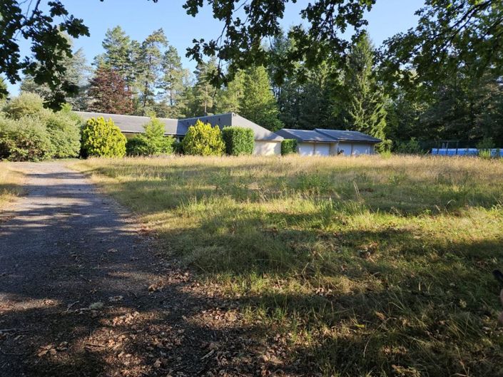 Image No.4-Propriété de 31 chambres à vendre à Égletons