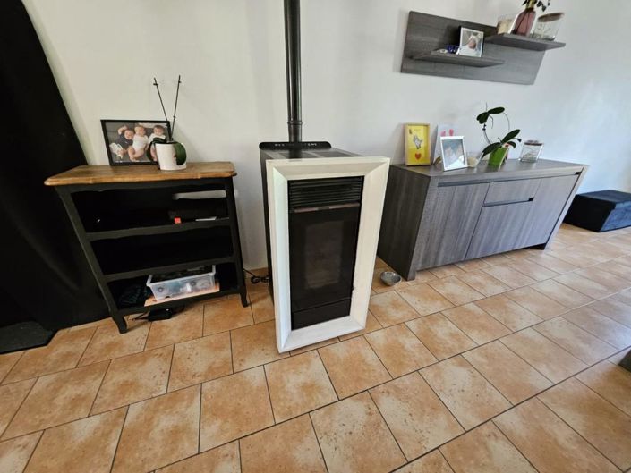 Image No.12-5 Bed House for sale