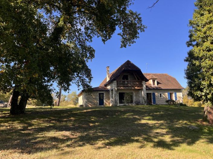 Image No.1-6 Bed Property for sale
