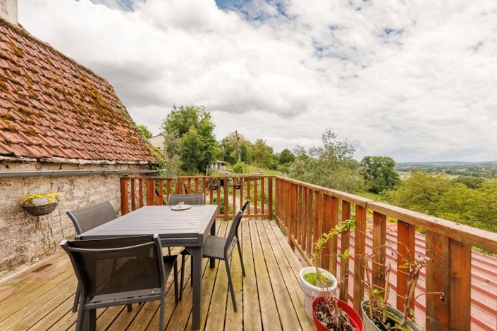 Image No.6-6 Bed House for sale