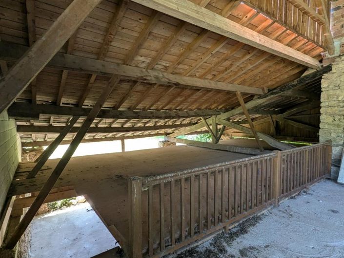 Image No.11-3 Bed Property for sale