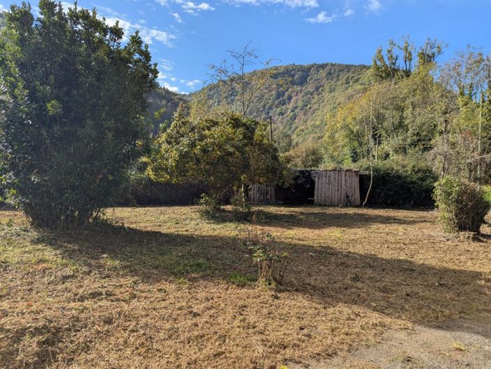 Image No.20-3 Bed Property for sale