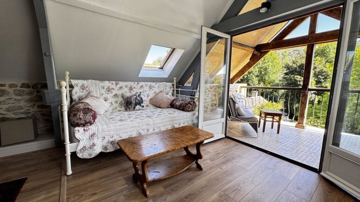 Image No.12-4 Bed House for sale