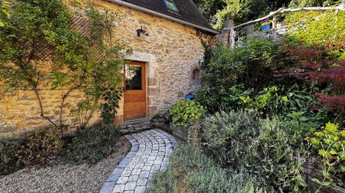 Image No.15-4 Bed House for sale