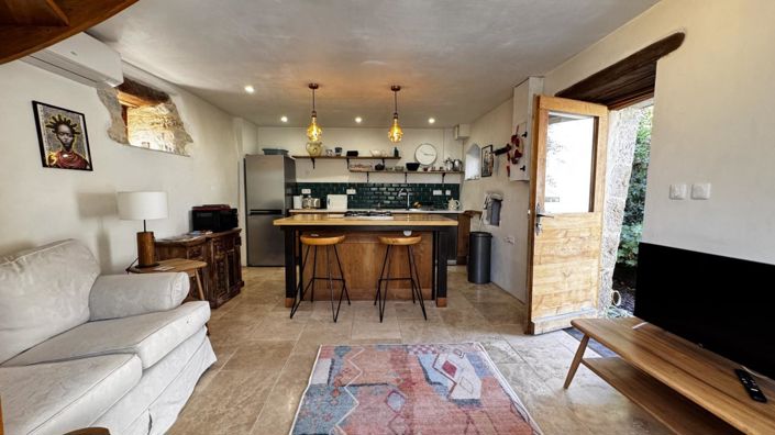 Image No.17-4 Bed House for sale