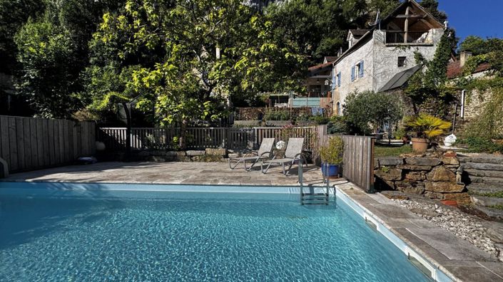 Image No.3-4 Bed House for sale