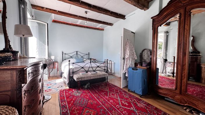 Image No.9-4 Bed House for sale