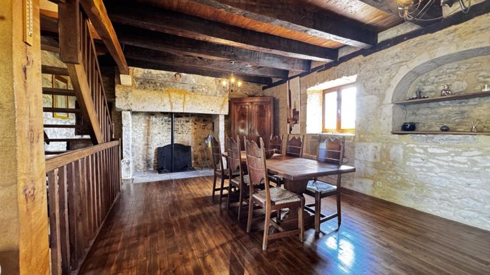 Image No.10-3 Bed House for sale