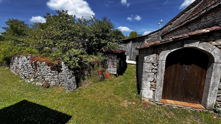 Image No.19-3 Bed House for sale