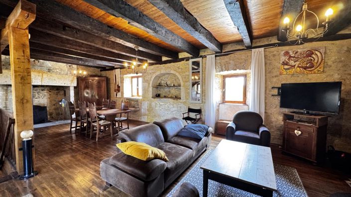 Image No.9-3 Bed House for sale