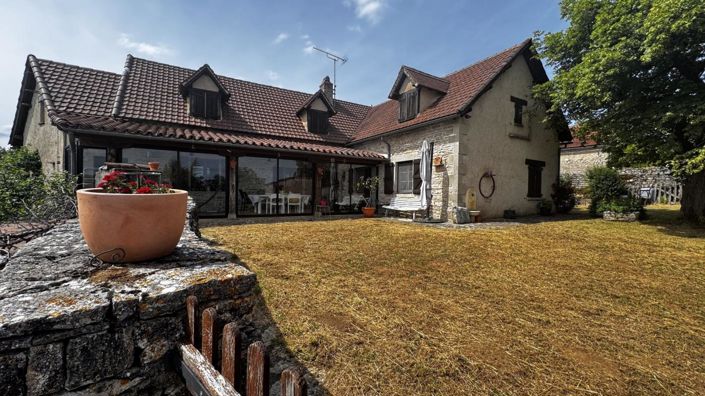 Image No.1-3 Bed Property for sale