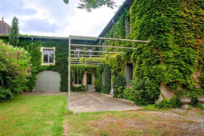 Image No.16-5 Bed Property for sale