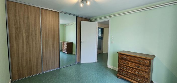 Image No.14-3 Bed House for sale