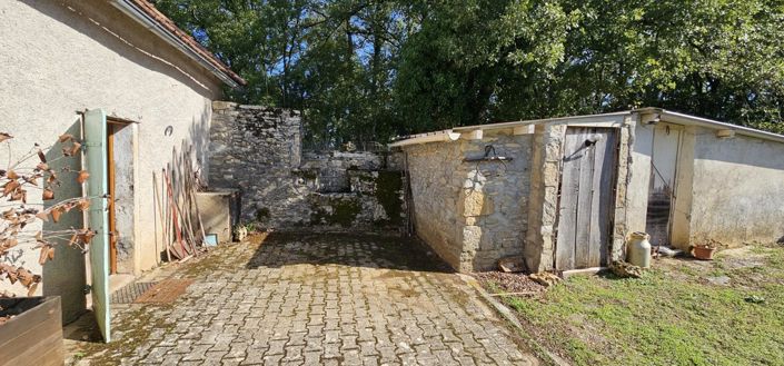 Image No.17-3 Bed House for sale