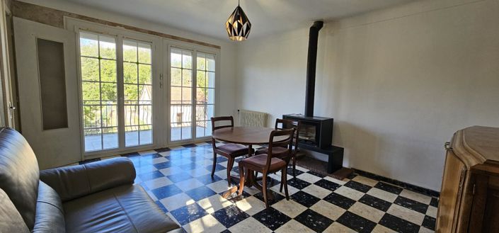 Image No.9-3 Bed House for sale