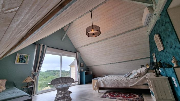 Image No.7-8 Bed House for sale