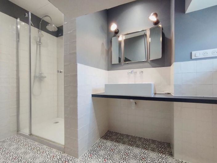 Image No.8-4 Bed House for sale