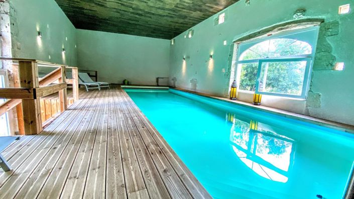 Image No.3-12 Bed Chateaux for sale