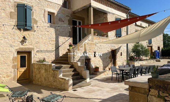 Image No.3-7 Bed Property for sale