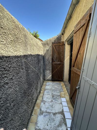 Image No.5-2 Bed Property for sale