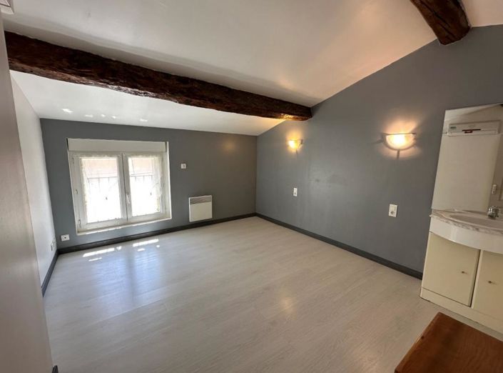 Image No.7-2 Bed Property for sale