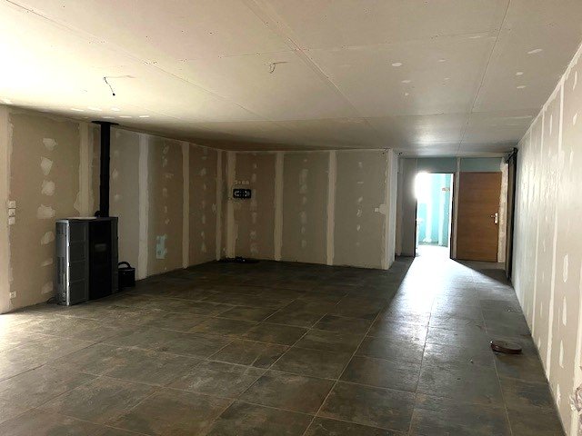 Image No.20-3 Bed House for sale