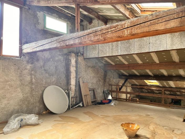 Image No.16-3 Bed Property for sale