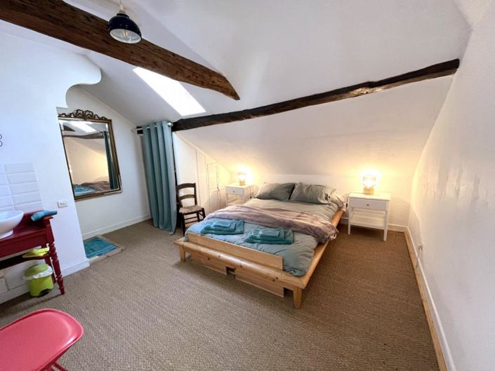 Image No.12-5 Bed House for sale