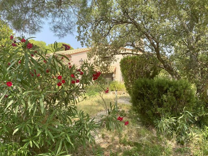 Image No.1-3 Bed Property for sale
