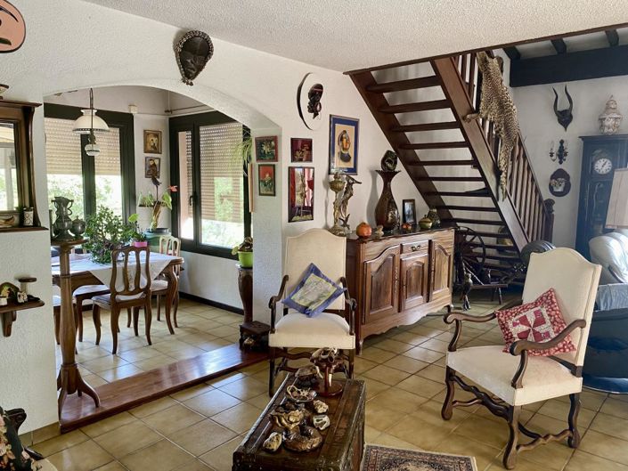 Image No.8-3 Bed Property for sale