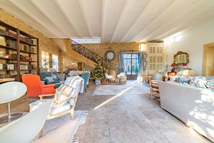 Image No.16-12 Bed House for sale