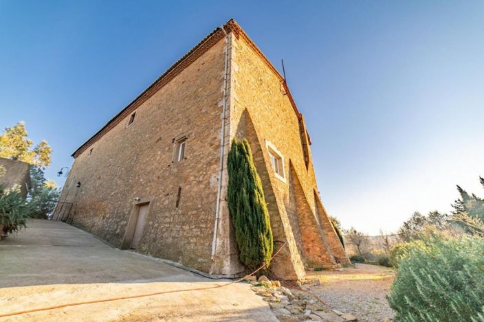 Image No.17-12 Bed House for sale